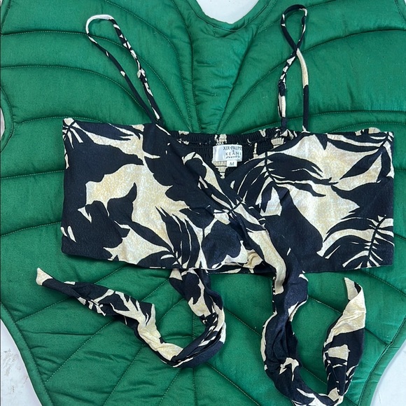 XIX Palms Tops - XIX Palms X Keani Hawaii collab blk/cream floral print tie front crop bralette.